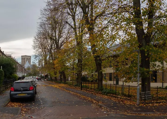 Апартаменты Penley's Mews - Centre + Free Private Parking Йорк